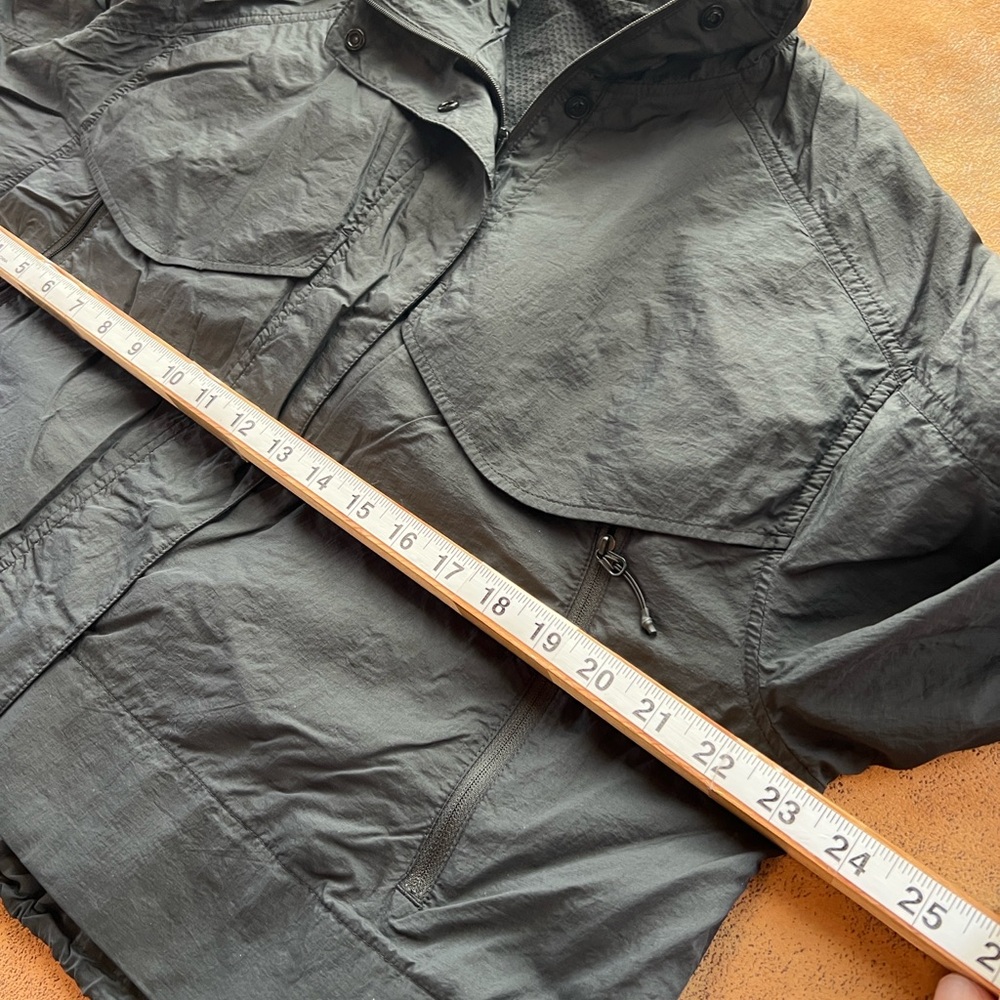 Athleta Black Crop Utility Wind Jacket For Women.… - image 6